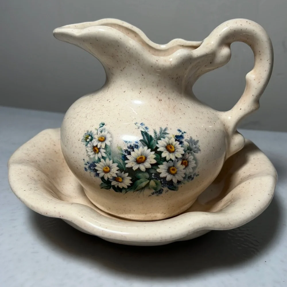 Vintage Ceramic Pitcher and Bowl Set with Daisy Floral Design on Front - Picture 1 of 10